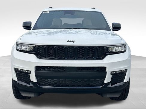 New 2025 Jeep Grand Cherokee L Limited w/ Black Appearance Package image 27