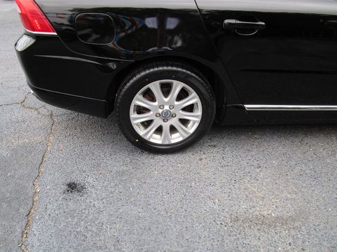 Used 2011 Volvo S80 3.2 w/ Climate Pkg image 25