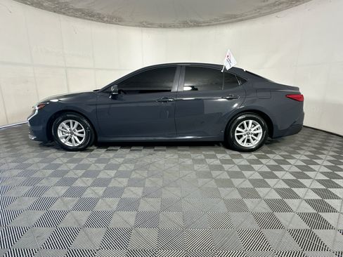 Used 2025 Toyota Camry LE FWD image 6