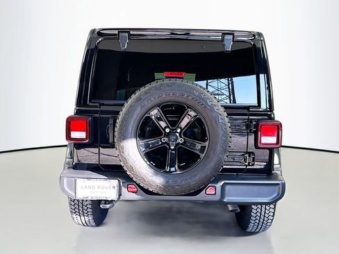 Used 2023 Jeep Wrangler Altitude image 6