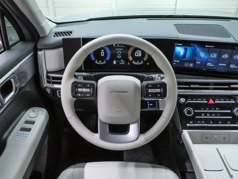 Certified 2024 Hyundai Santa Fe SE FWD image 20