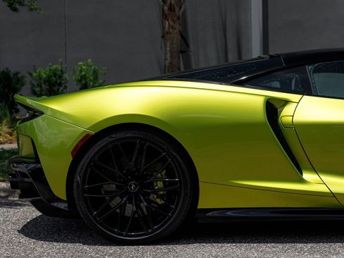 Used 2023 McLaren GT RWD image 13