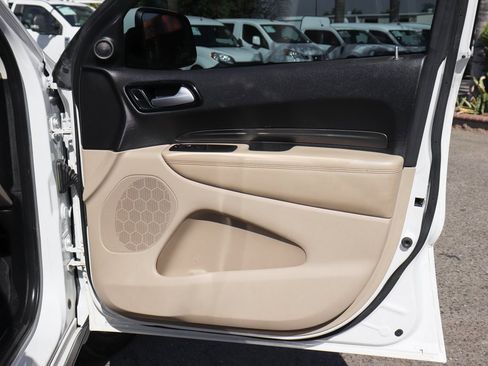 Used 2021 Dodge Durango SXT image 42