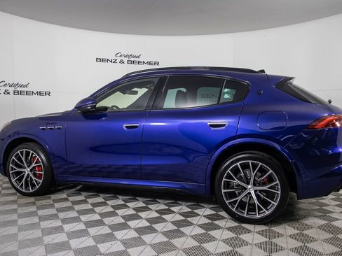 Used 2023 Maserati Grecale Modena AWD/4WD image 11