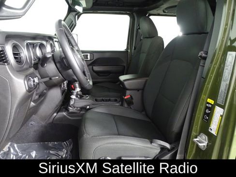 Used 2021 Jeep Wrangler Unlimited Sport image 10