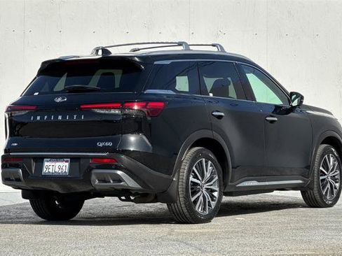 Certified 2023 INFINITI QX60 Sensory w/ Cargo Package image 3