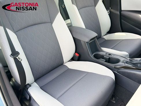 Used 2026 Toyota Corolla LE FWD image 25