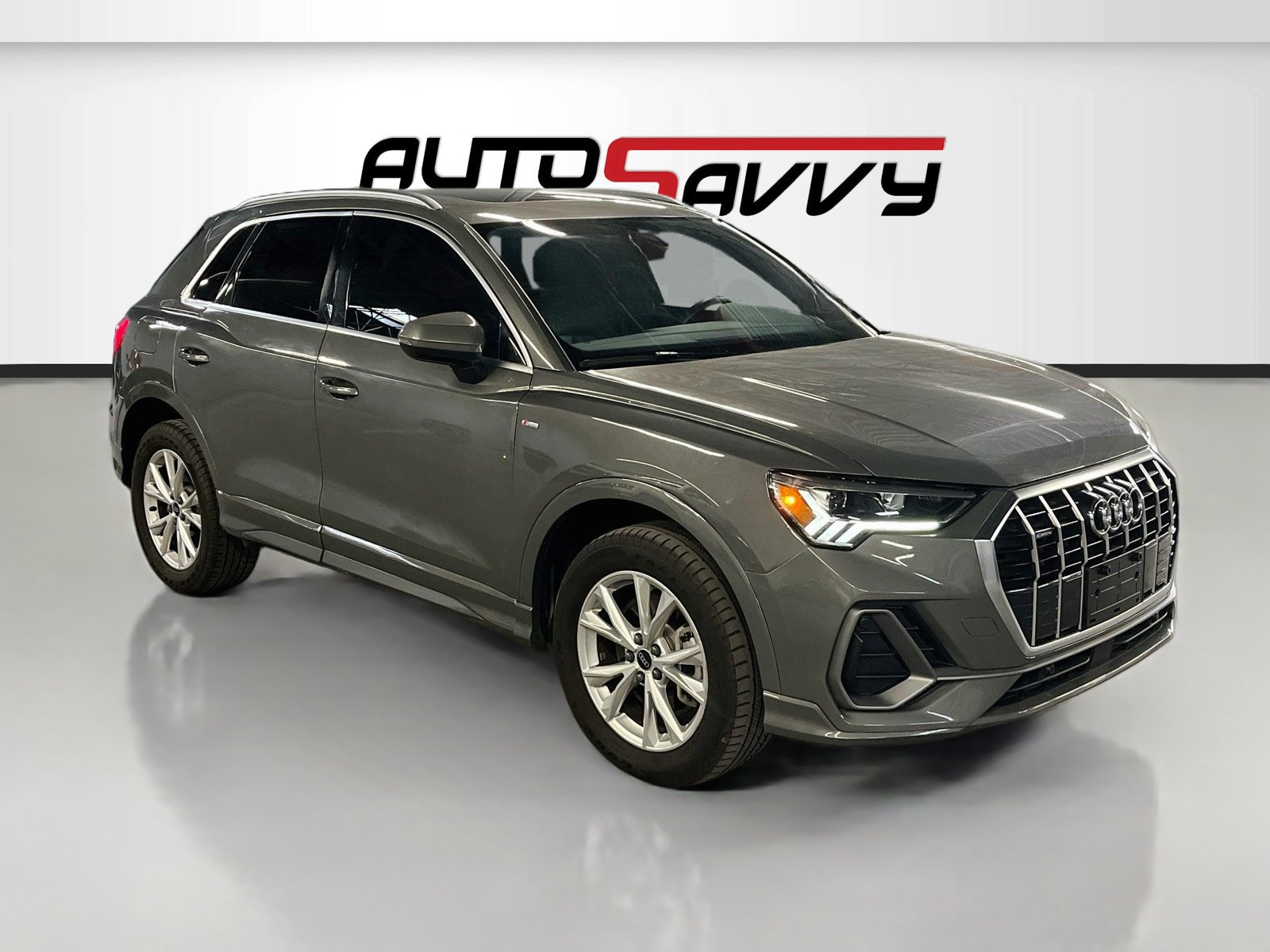 Used 2025 Audi Q3 2.0T Premium AWD/4WD image 1