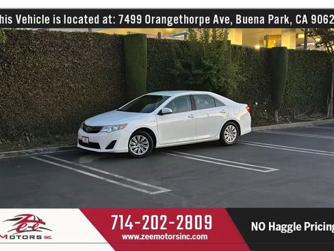 Used 2014 Toyota Camry LE image 44