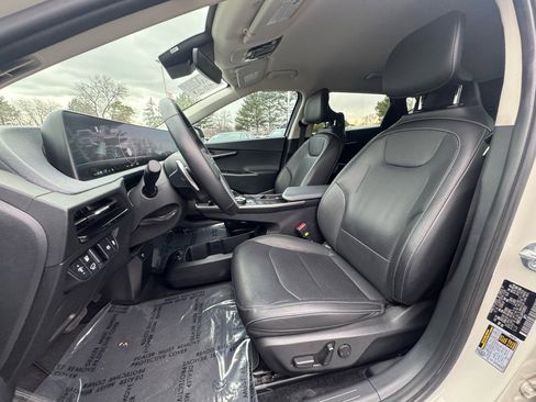 Used 2023 Kia EV6 Wind w/ Wind Technology Package image 22