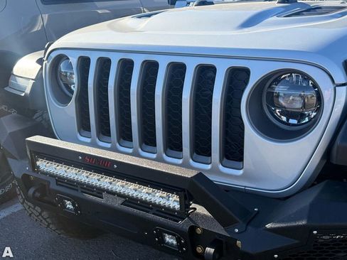 Used 2022 Jeep Gladiator Rubicon w/ LED Lighting Group image 7