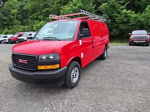 New 2025 GMC Savana 2500 w/ Driver Convenience Package image 2