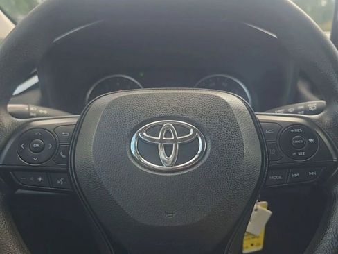 Used 2019 Toyota RAV4 LE w/ All Weather Liner Package AWD/4WD image 12