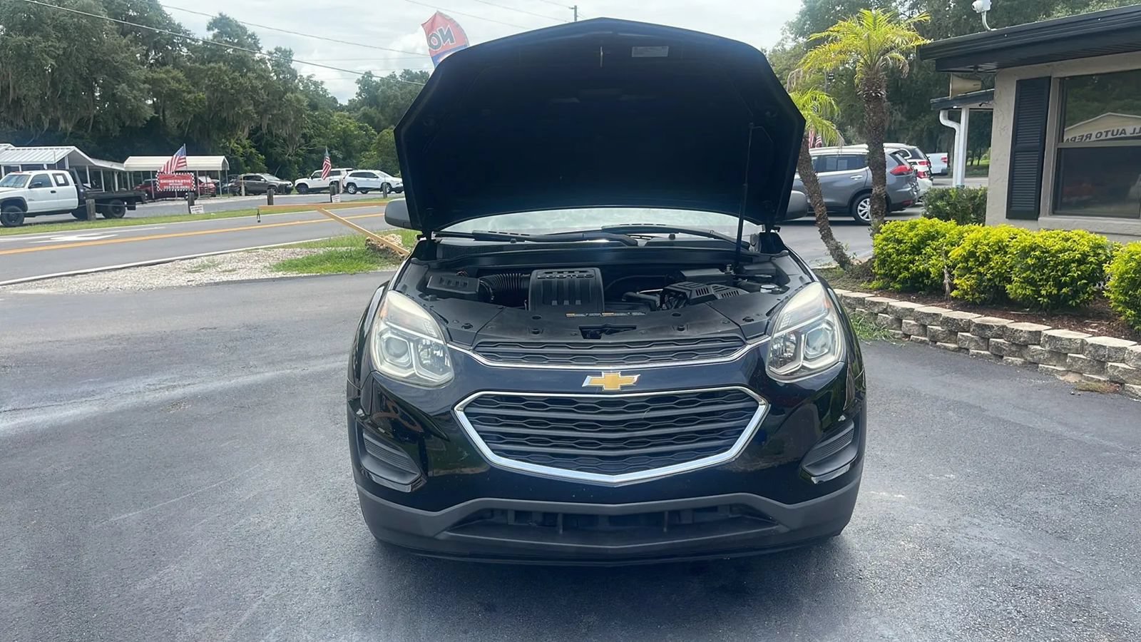 Used 2017 Chevrolet Equinox LS FWD image 23