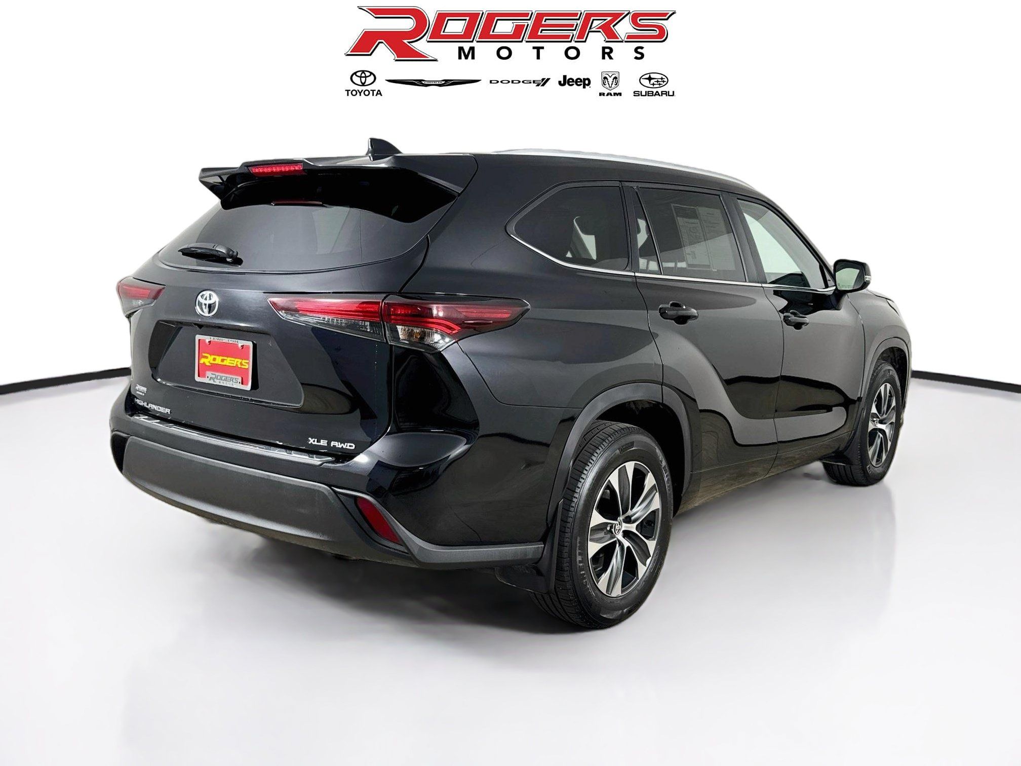 Used 2026 Toyota Highlander XLE AWD/4WD image 13