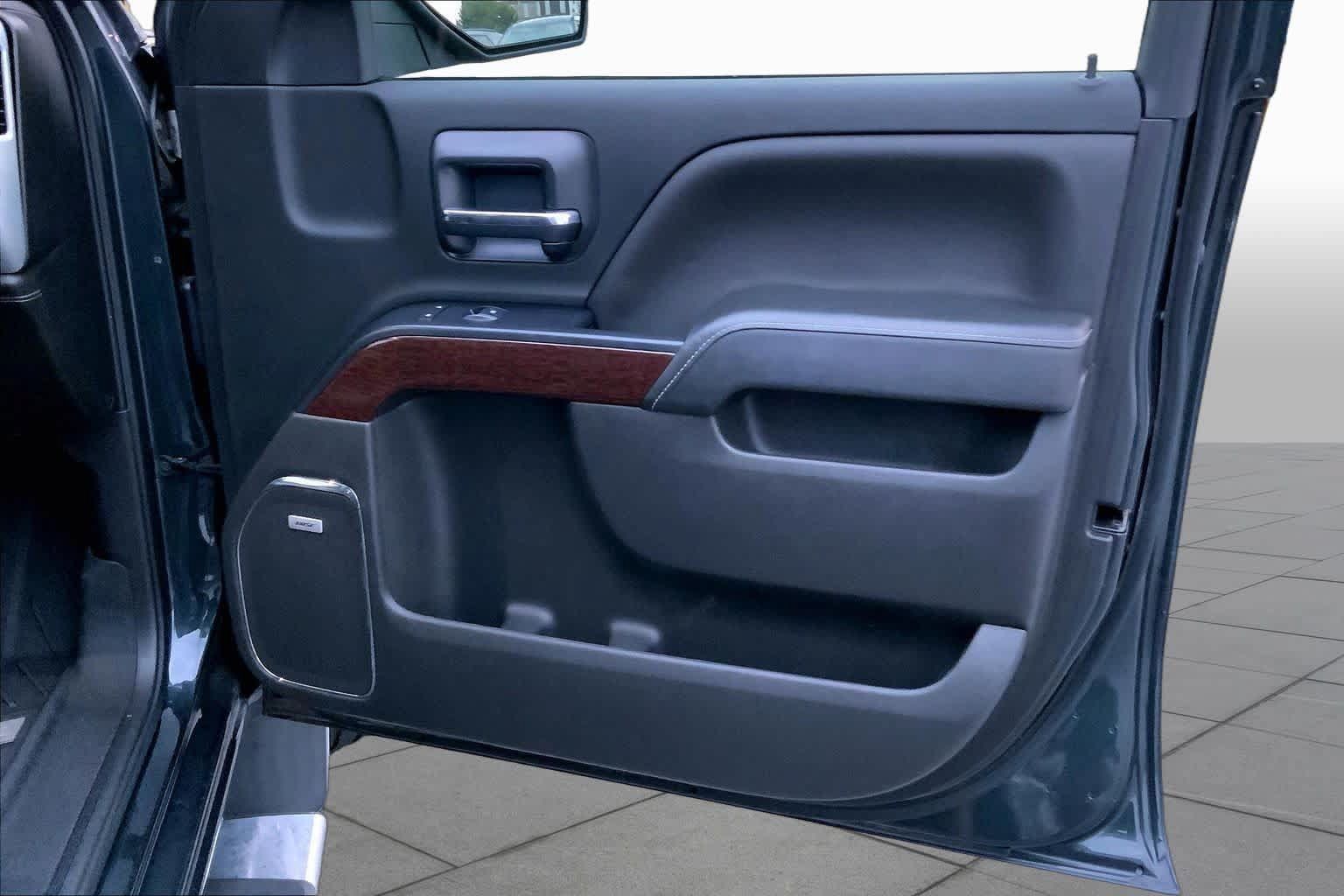 Used 2018 GMC Sierra 1500 SLT AWD/4WD image 22