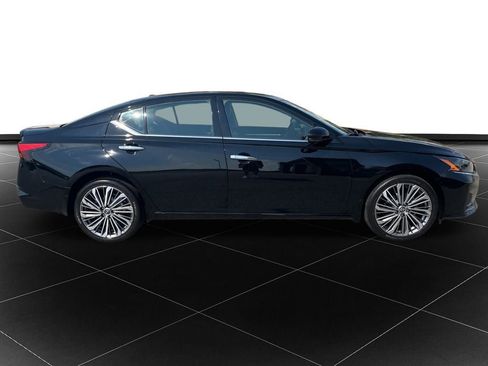 Used 2024 Nissan Altima 2.5 SL image 6