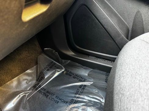 Certified 2024 Chevrolet Equinox LT image 20