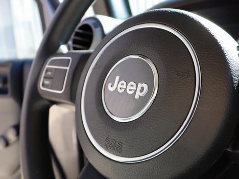 Used 2016 Jeep Wrangler Sport image 21