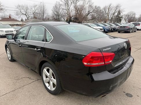 Used 2014 Volkswagen Passat 2.5 SE image 6
