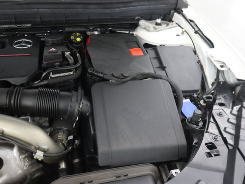 Used 2022 Mercedes-Benz GLB 35 AMG 4MATIC image 19