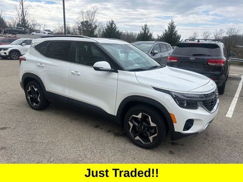 Used 2024 Kia Seltos EX image 1