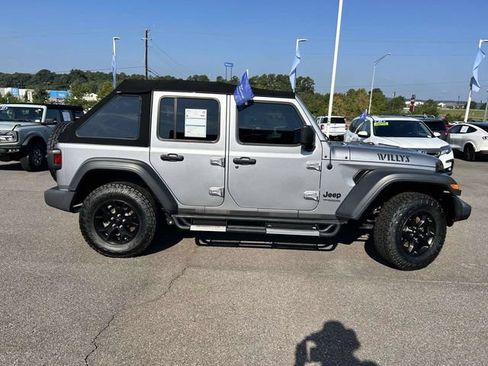 Used 2020 Jeep Wrangler Unlimited Sport AWD/4WD image 2