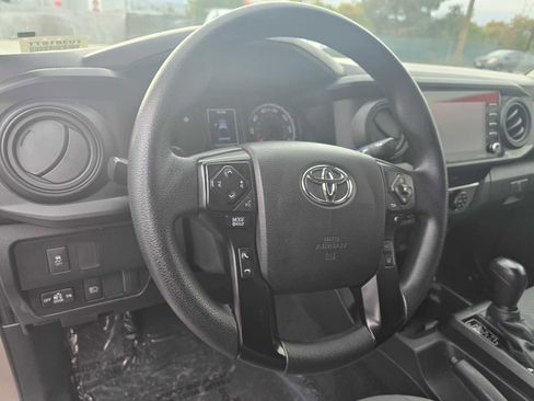 Used 2022 Toyota Tacoma SR image 24