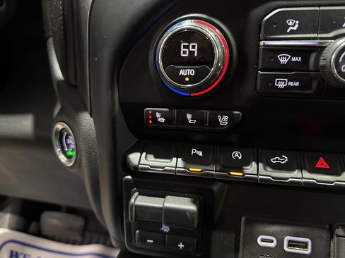 Used 2019 Chevrolet Silverado 1500 LTZ w/ LTZ Plus Package image 31