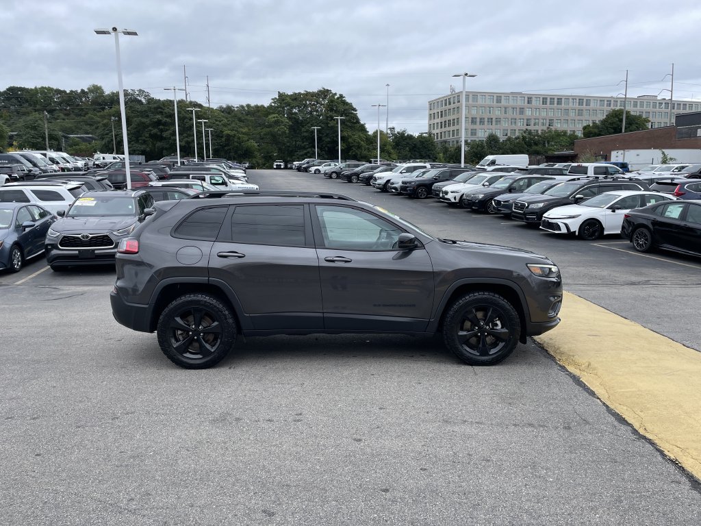 Certified 2023 Jeep Cherokee Altitude Lux w/ Lux Elite Package AWD/4WD image 7