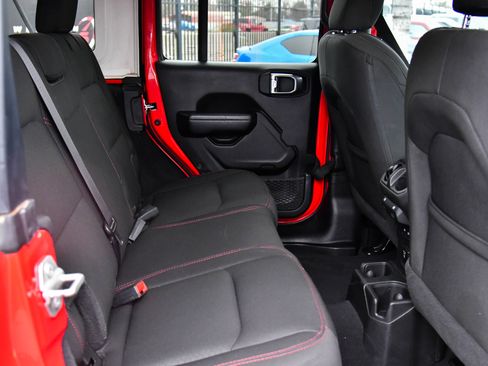 Used 2023 Jeep Wrangler Unlimited Rubicon image 41