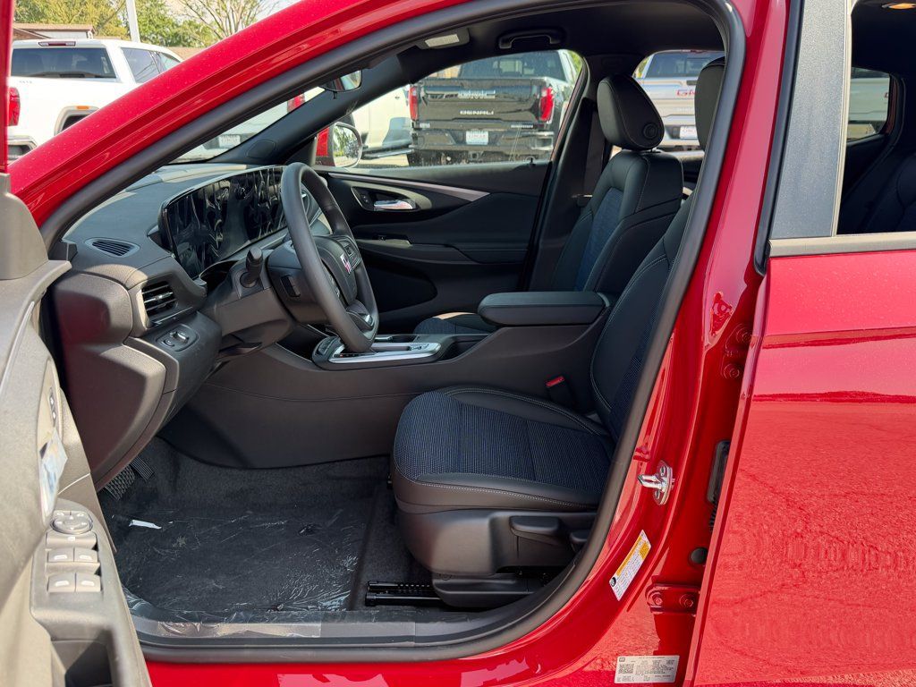 New 2026 Buick Envista Sport Touring w/ Advanced Safety Package FWD image 18