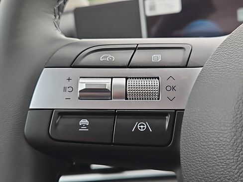 Used 2025 Hyundai Tucson SEL FWD image 19