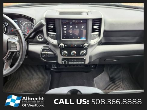 Used 2024 RAM 2500 Tradesman w/ Chrome Appearance Group AWD/4WD image 14