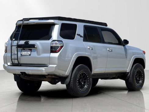 Used 2019 Toyota 4Runner TRD Off-Road AWD/4WD image 3