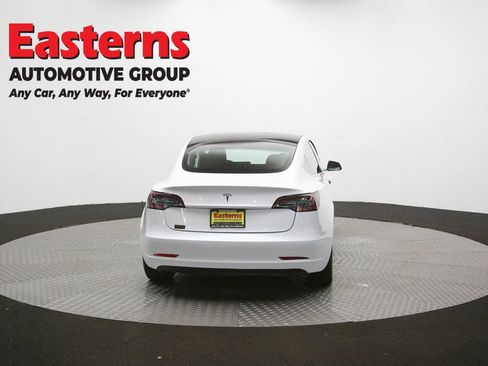 Used 2019 Tesla Model 3 Standard Range Plus RWD image 31
