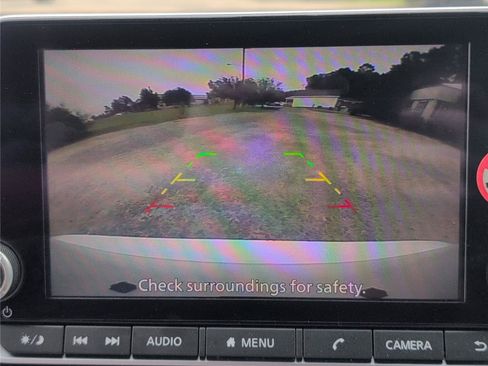 Used 2025 Nissan Rogue SV FWD image 22