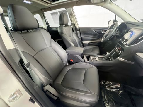 Used 2023 Subaru Forester Limited AWD/4WD image 28