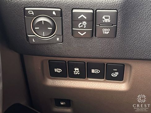 Used 2023 Lexus GX 460 Luxury w/ Sport Design Package AWD/4WD image 21