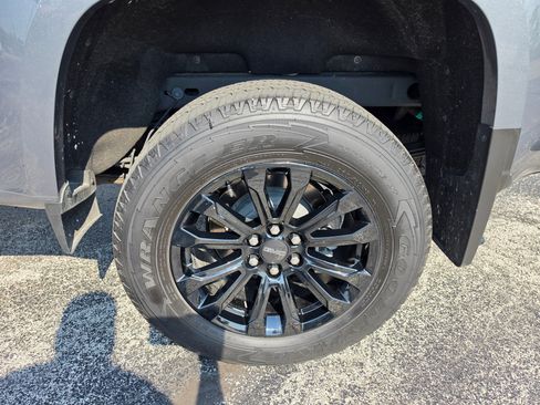 Used 2022 GMC Canyon Elevation w/ Trailering Package RWD image 13