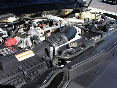 Used 2024 Ford F250 XLT w/ FX4 Off-Road Package image 15