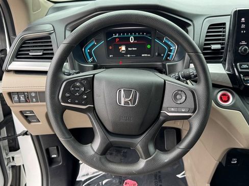 Used 2023 Honda Odyssey EX image 22
