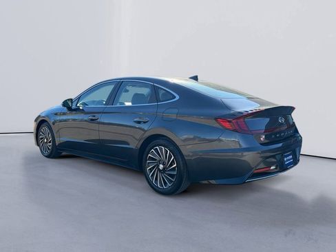 Certified 2023 Hyundai Sonata Limited w/ Cargo Package image 5