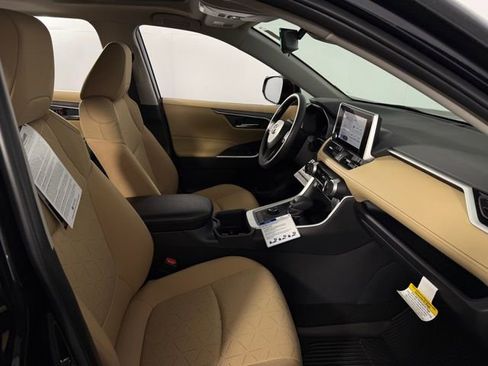 New 2025 Toyota RAV4 XLE image 12