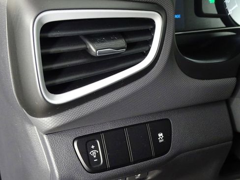Used 2019 Hyundai Ioniq Electric image 17