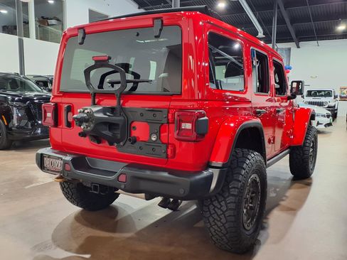 Used 2022 Jeep Wrangler Unlimited Rubicon w/ Trailer Tow Package AWD/4WD image 6
