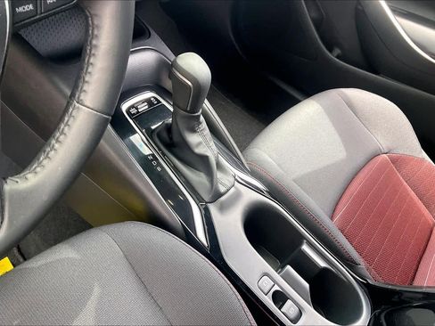 Used 2025 Toyota Corolla SE FWD image 16