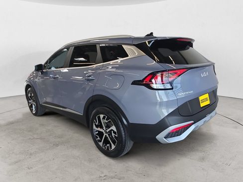Used 2024 Kia Sportage EX AWD/4WD image 7