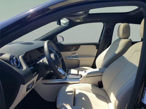 Certified 2025 Mercedes-Benz GLA 250 GLA 250 image 21