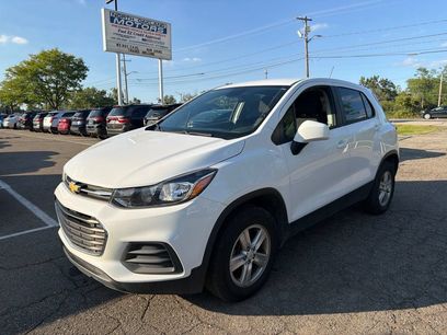 Used 2022 Chevrolet Trax LS w/ Tint and Cruise Package